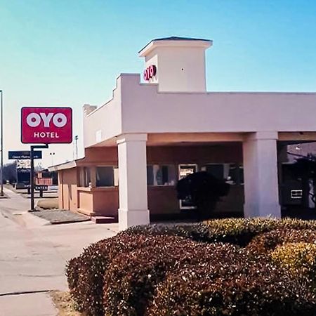 Oyo Hotel Elk City Ok Route 66 Exterior photo